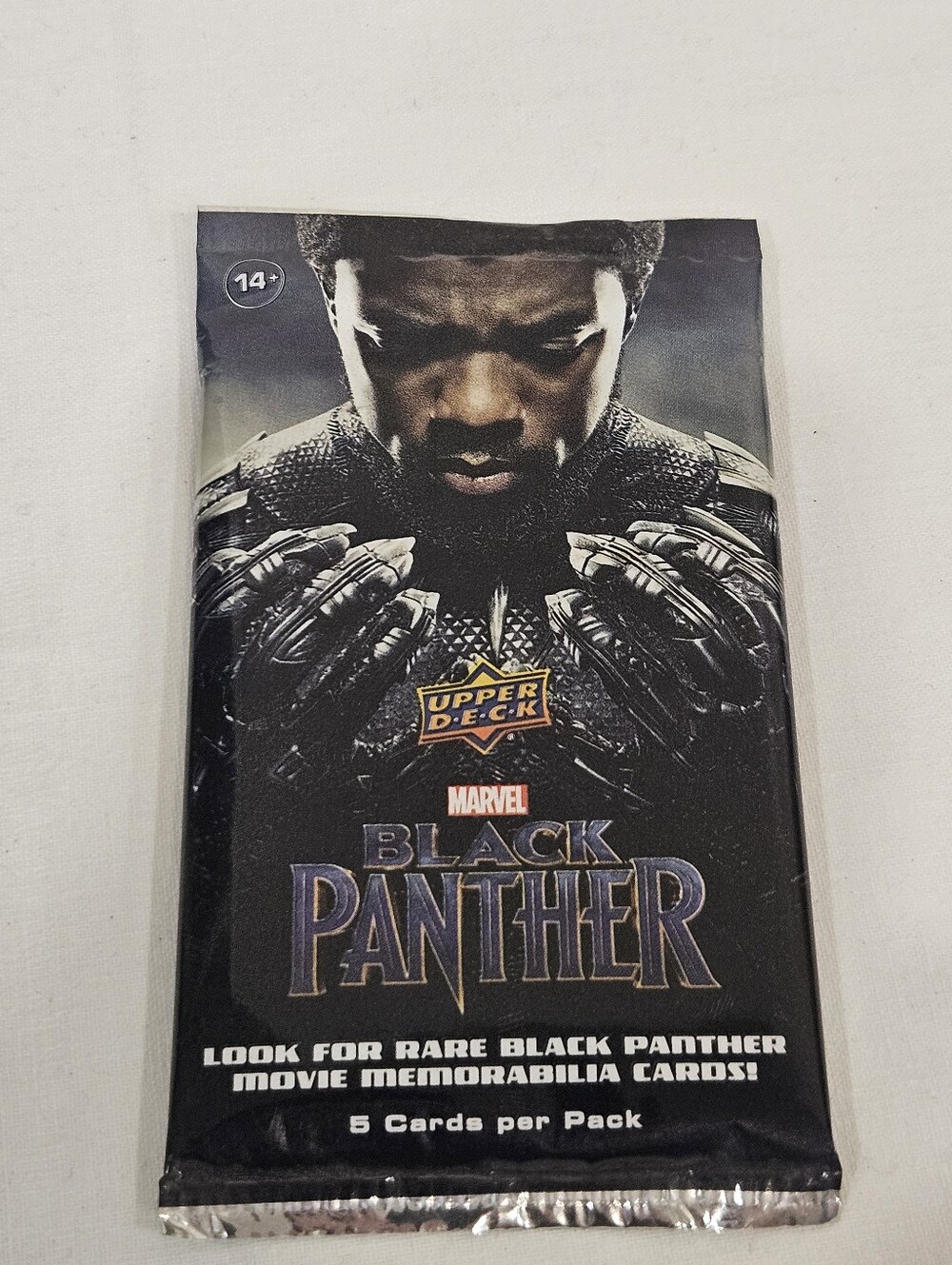 Limited Marvel Studios Black Panther 5 Cards PerPack, the late Chadwick Boseman!
